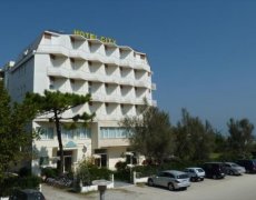 City Beach Resort