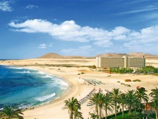 Hotel Riu Oliva Beach Resort