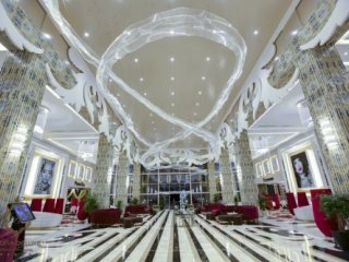 Azura Deluxe Resort