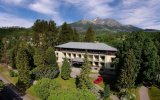 Katalog zájezdů, Hotel Lujza Major