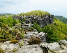 U KOUPALIŠTĚ - Tisá