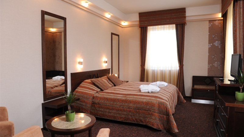 APOLLO - Hajdúszoboszló