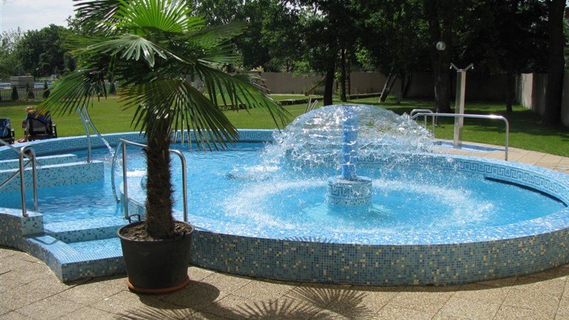 APOLLO - Hajdúszoboszló