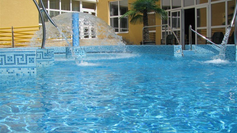 APOLLO - Hajdúszoboszló