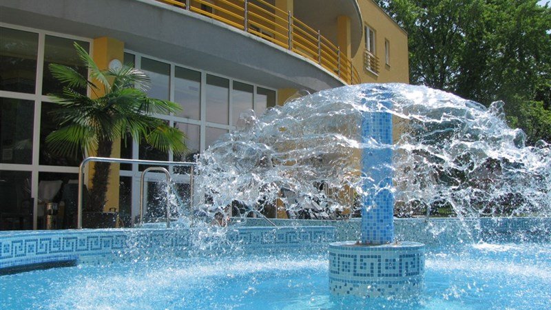 APOLLO - Hajdúszoboszló