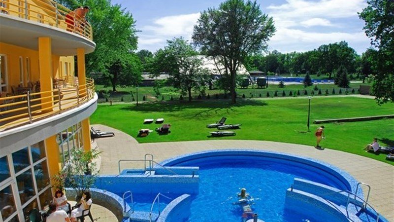 APOLLO - Hajdúszoboszló