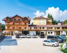 Hotel Da Villa SKI
