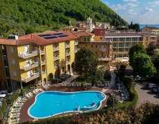 Hotel Bisesti