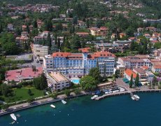 Hotel Savoy Palace