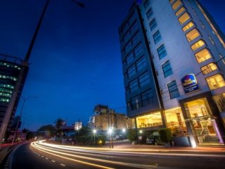 BEST WESTERN ELYON 3  