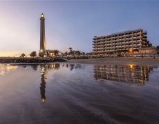 Hotel Faro, a Lopesan Collection Hotel