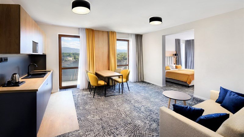 AKVAMARÍN - Bešeňová