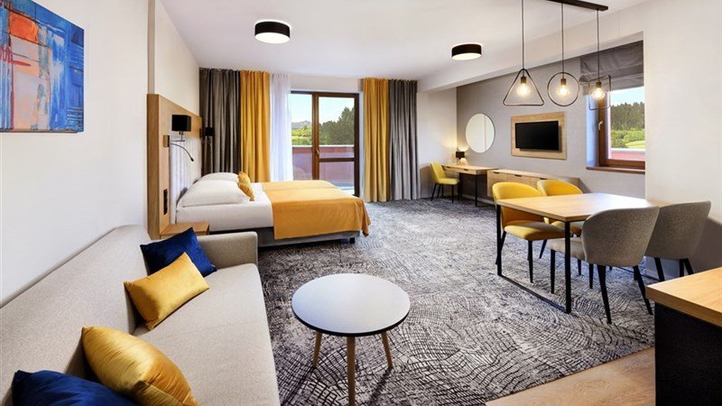 AKVAMARÍN - Bešeňová