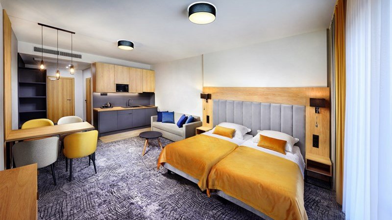 AKVAMARÍN - Bešeňová