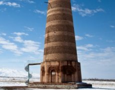 Kyrgyzstán, Uzbekistán