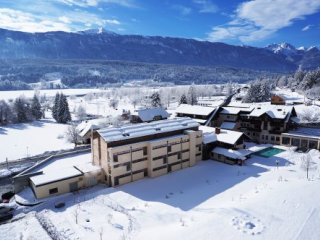 Alpen Adria Hotel  se skipasem