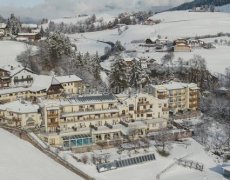 Hotel Mirabell Alpine Garden Resort & Spa SKI