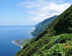 AZORSKÉ OSTROVY FAIAL, PICO A SAO JORGE - VULKANICKÝ TROJÚHELNÍK