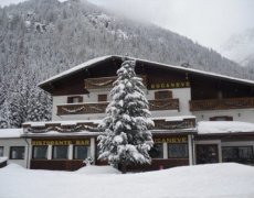 Hotel Bucaneve