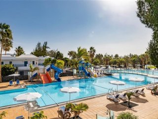 Hotel Thb Tropical Island