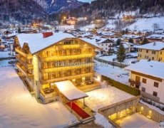 Beverly Alps Hotel & SPA SKI