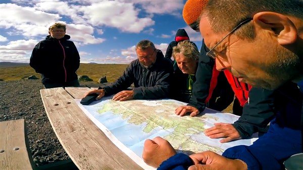 Island - mezi ledovci, sopkami a horkými prameny se zatměním Slunce