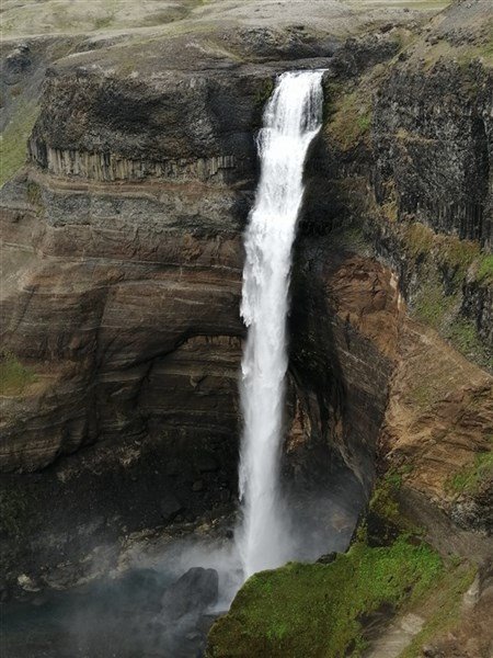 Island - mezi ledovci, sopkami a horkými prameny se zatměním Slunce