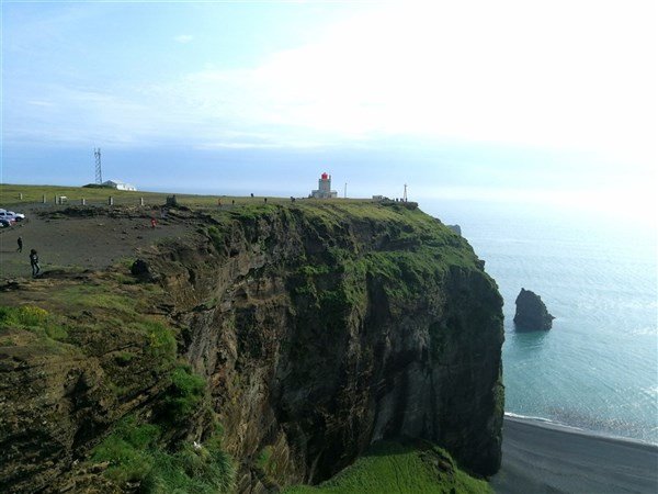 Island - mezi ledovci, sopkami a horkými prameny se zatměním Slunce