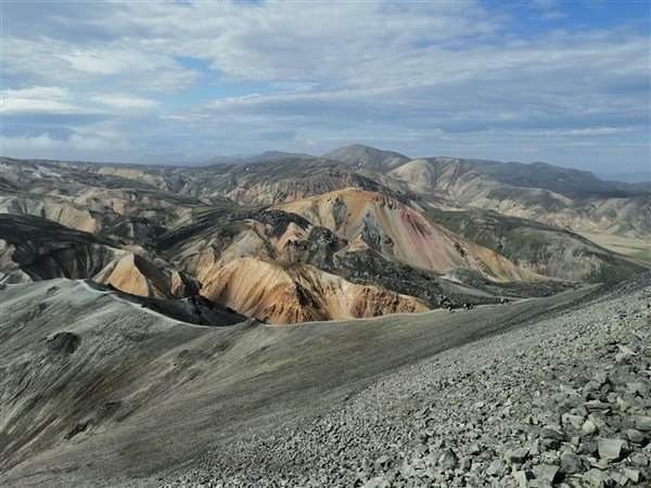 Island - mezi ledovci, sopkami a horkými prameny se zatměním Slunce