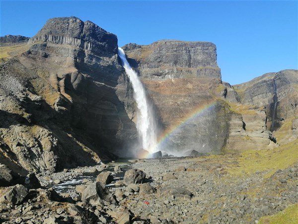 Island - mezi ledovci, sopkami a horkými prameny se zatměním Slunce