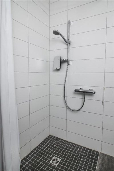 Island - mezi ledovci, sopkami a horkými prameny se zatměním Slunce