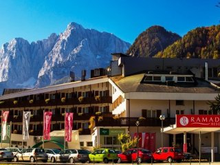 RAMADA Resort
