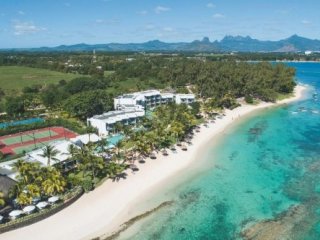 Victoria Beachcomber Resort And Spa
