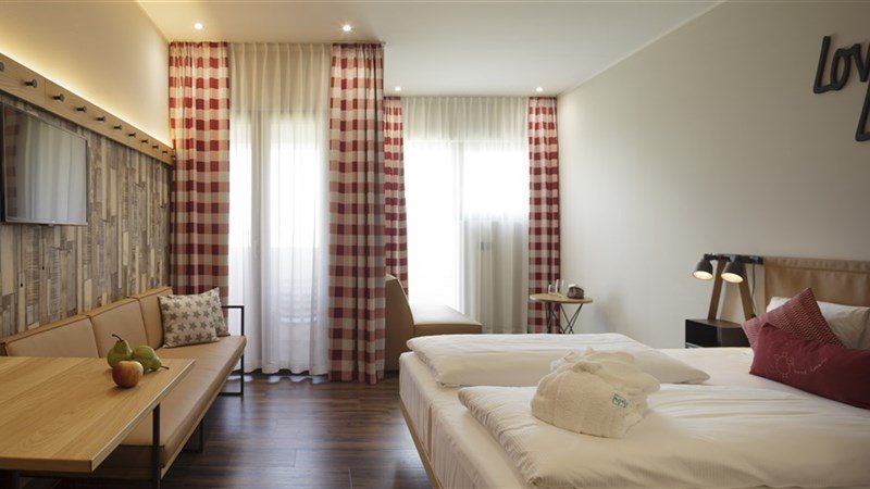 MJUS WORLD - Körmend