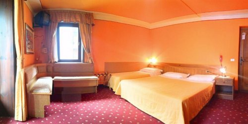 6denní zájezd (denní přejezd) s dopravou, polopenzí a skipasem v ceně – hotel Alle Alpi