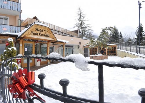 5denní zájezd s dopravou, polopenzí a skipasem v ceně – hotel Piancastello