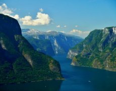 KLENOTY NORSKA A ISLANDU
