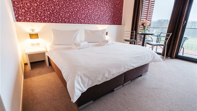 K - TRIUMF RESORT - Velichovky