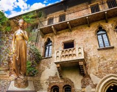 Itálie - Verona - Opera Nabucco
