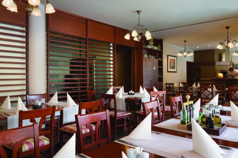 Ramada hotel and suite