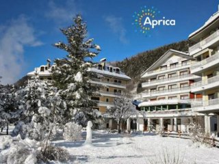 5denní zájezd s dopravou, polopenzí a skipasem v ceně – hotel Urri