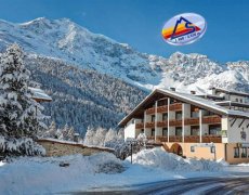 5denní zájezd s dopravou, polopenzí a skipasem v ceně – hotel Alpina Mountain Resort