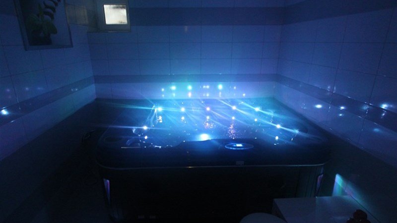 ZVÍKOV hotel - Zvíkovské Podhradí