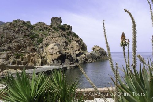 Kvetoucí Korsika na kole