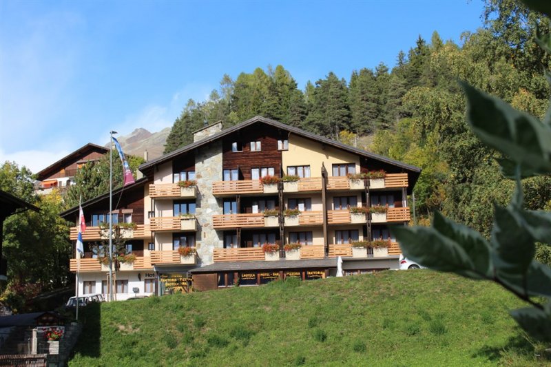 Švýcarsko - Nejkrásnější místa Švýcarska - Matterhorn, Jungfrau, Aletsch a Pilatus za super cenu