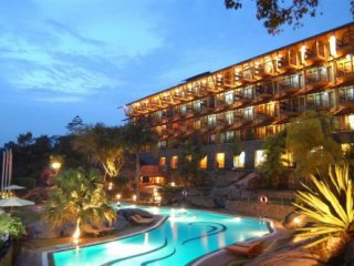 EARL'S REGENCY 5 EARL'S REGENCY 5