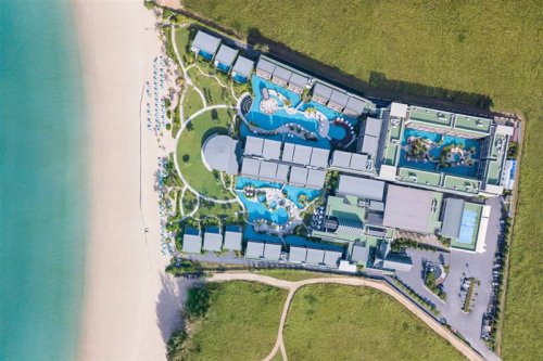 Le Méridien Khao Lak Resort & Spa