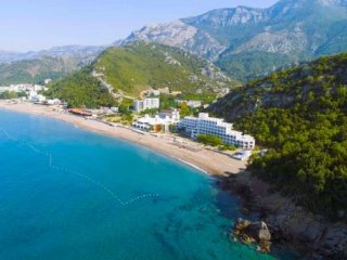 Černá Hora - Hotel Pearl Beach Resort