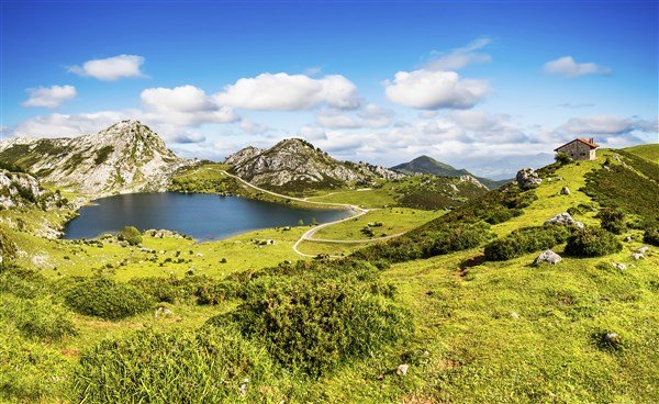 Svatojakubská pouť 2 - severní cestou přes Kantábrii, Asturii a Picos de Europa do Santiaga de Compostela