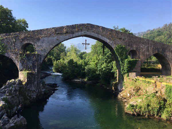Svatojakubská pouť 2 - severní cestou přes Kantábrii, Asturii a Picos de Europa do Santiaga de Compostela